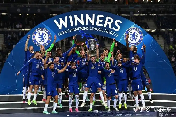 18岁天才引爆意甲！帕尔马签王钰栋，父亲一句话点破留洋最大痛点